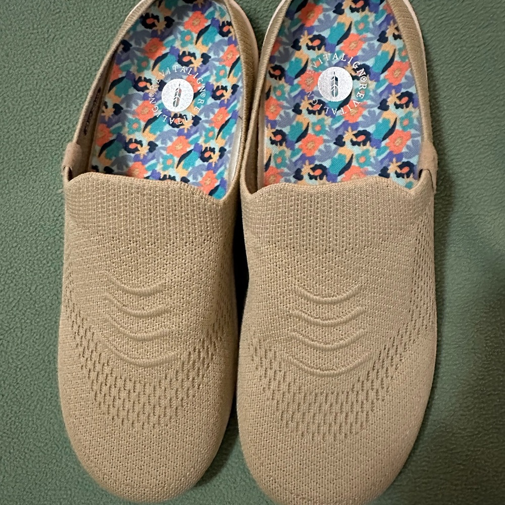 REVITALIGN Tan Mules Women’s Size 10M